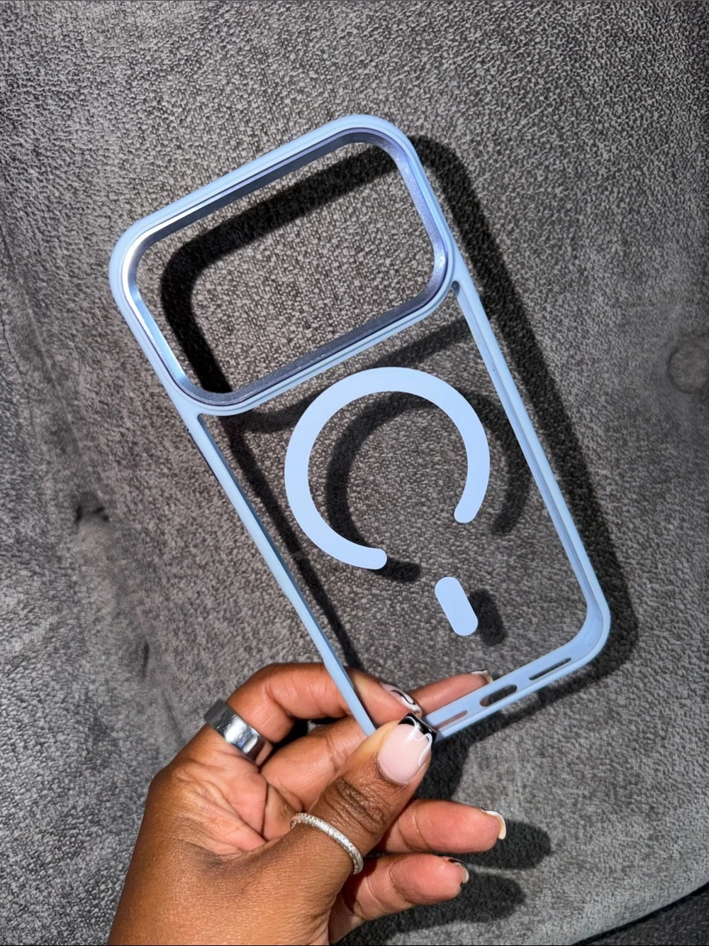 iPhone 17 Pro Max Light Blue Clear Magnetic-Compatible Phone Case